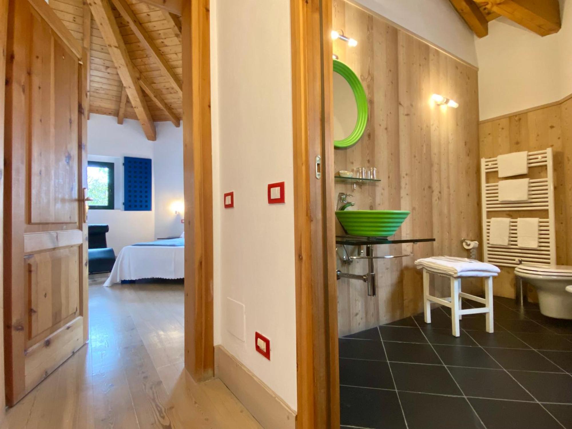 La Locanda Del Notaio Pellio Intelvi Exterior foto